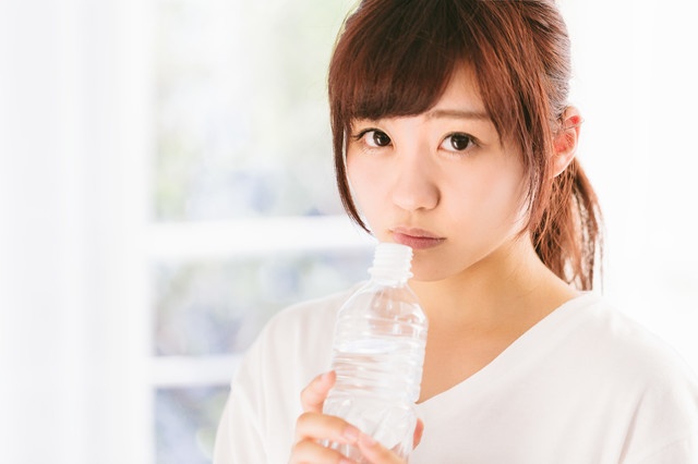 女の子の画像